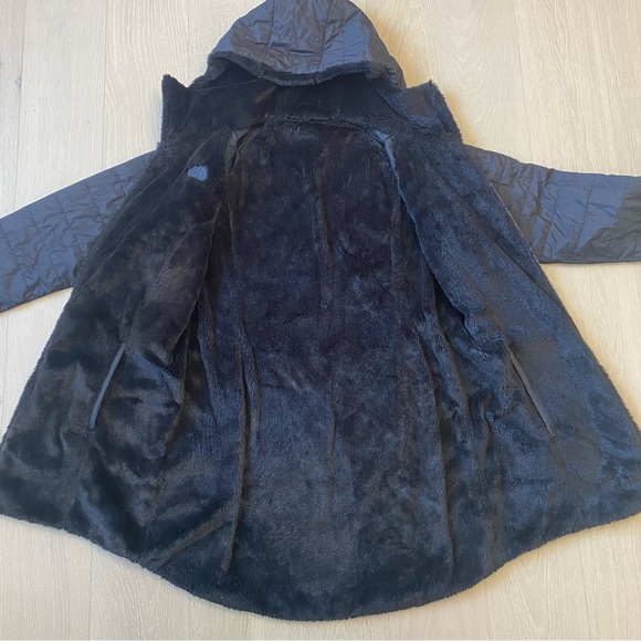 The North Face Women’s Mossbud Insulated Reversible Parka size Medium - Picture 12 of 16